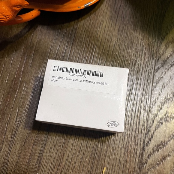 IOTA LINKS - CUFF LINKS  - BOSTON TERRIER  brand new in gift box - Picture 10 of 12